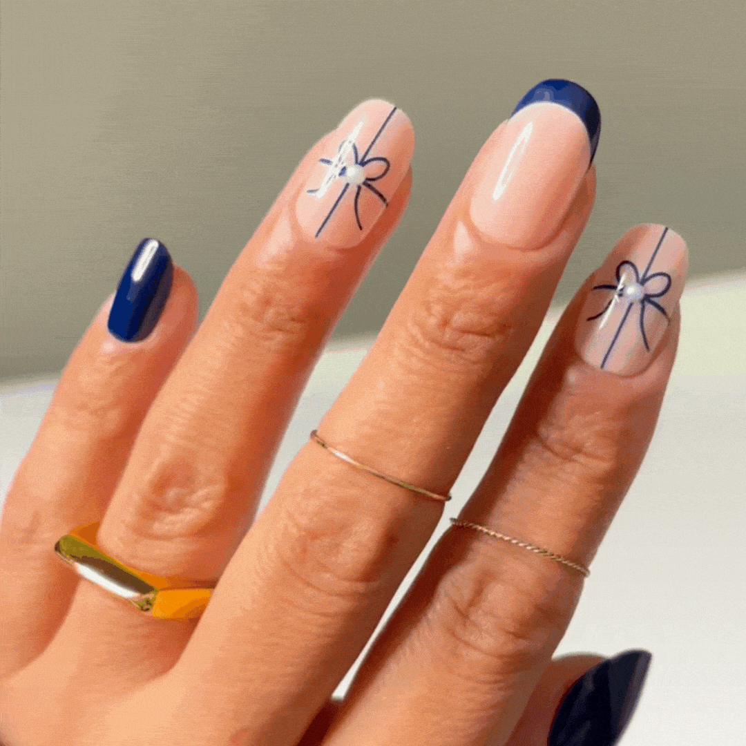 Christmas Giving - Oval Sustainable Nails