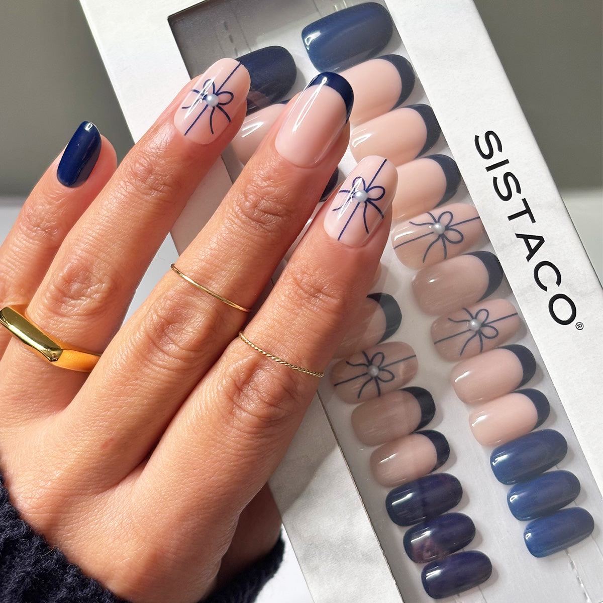 Christmas Giving - Oval Sustainable Nails