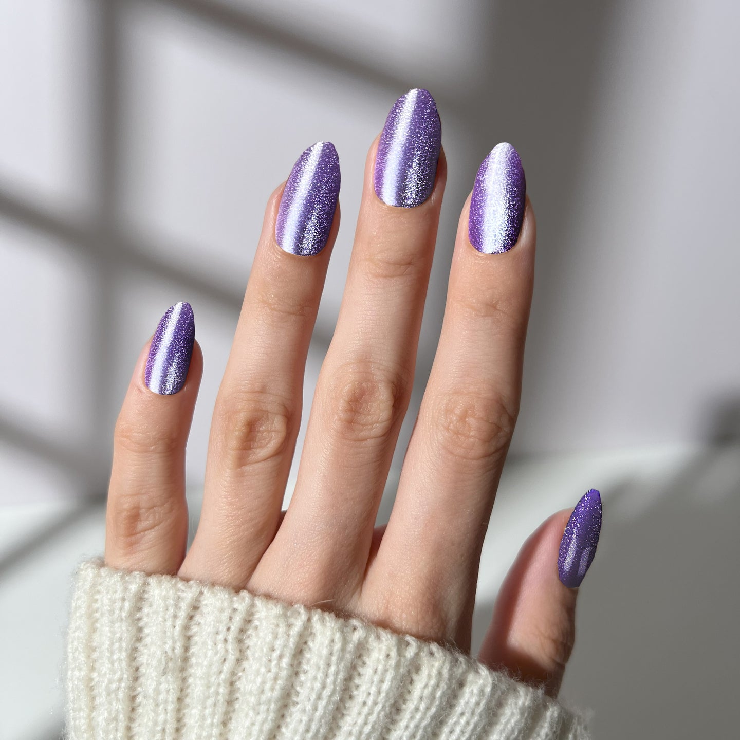 Grape Cats Eye - Almond Sustainable Nails