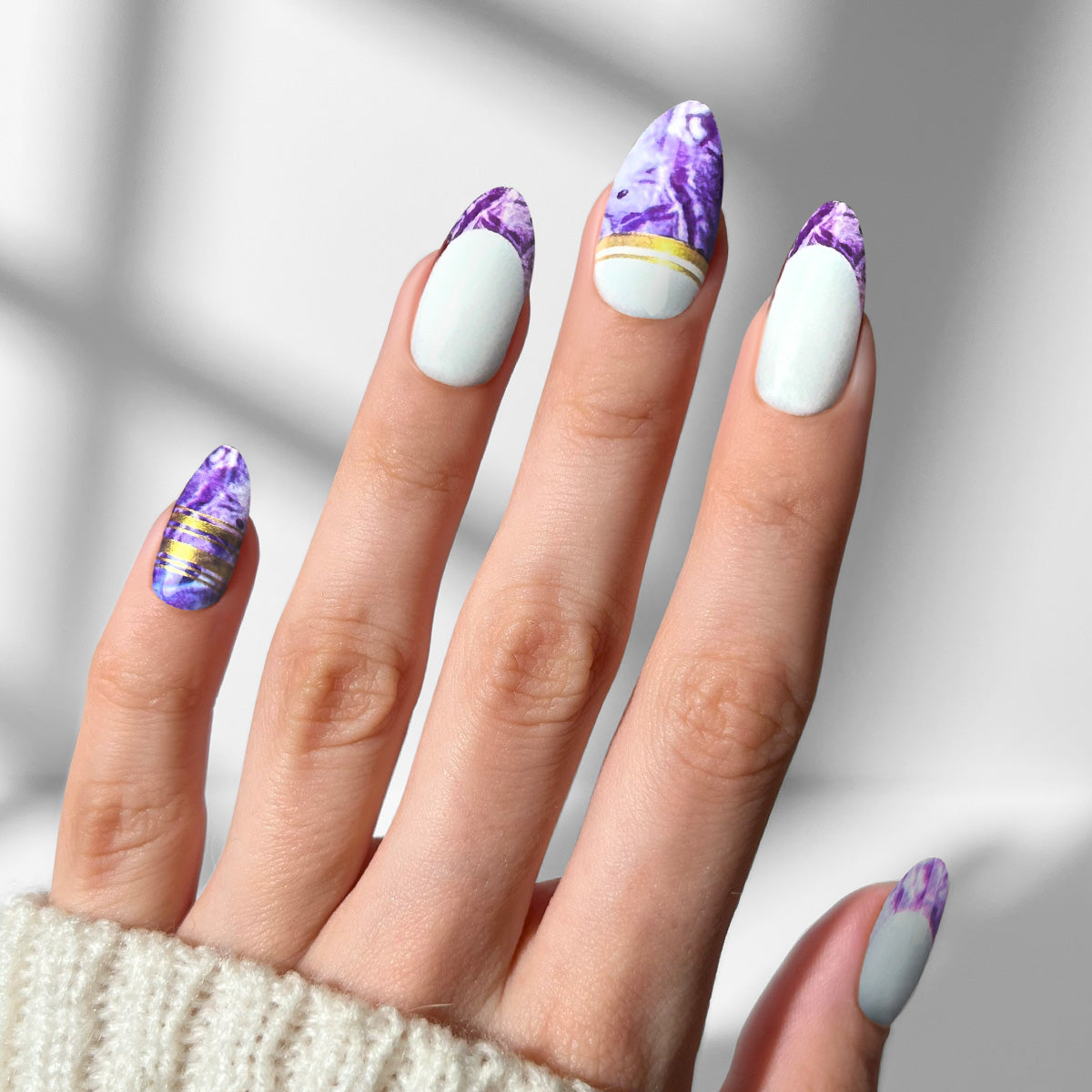 Lavender Strata - Almond Sustainable Nails