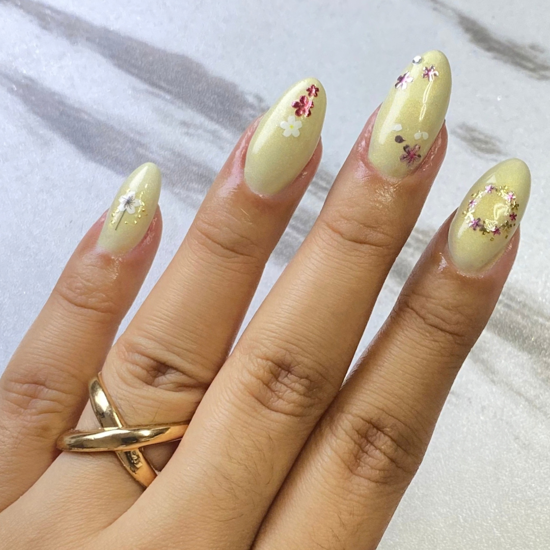 Florets - Nail Embellishment