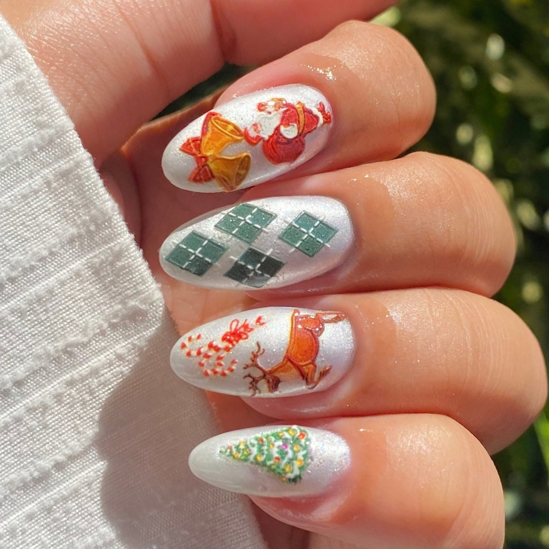 Good Cheer - Nail Embellishment