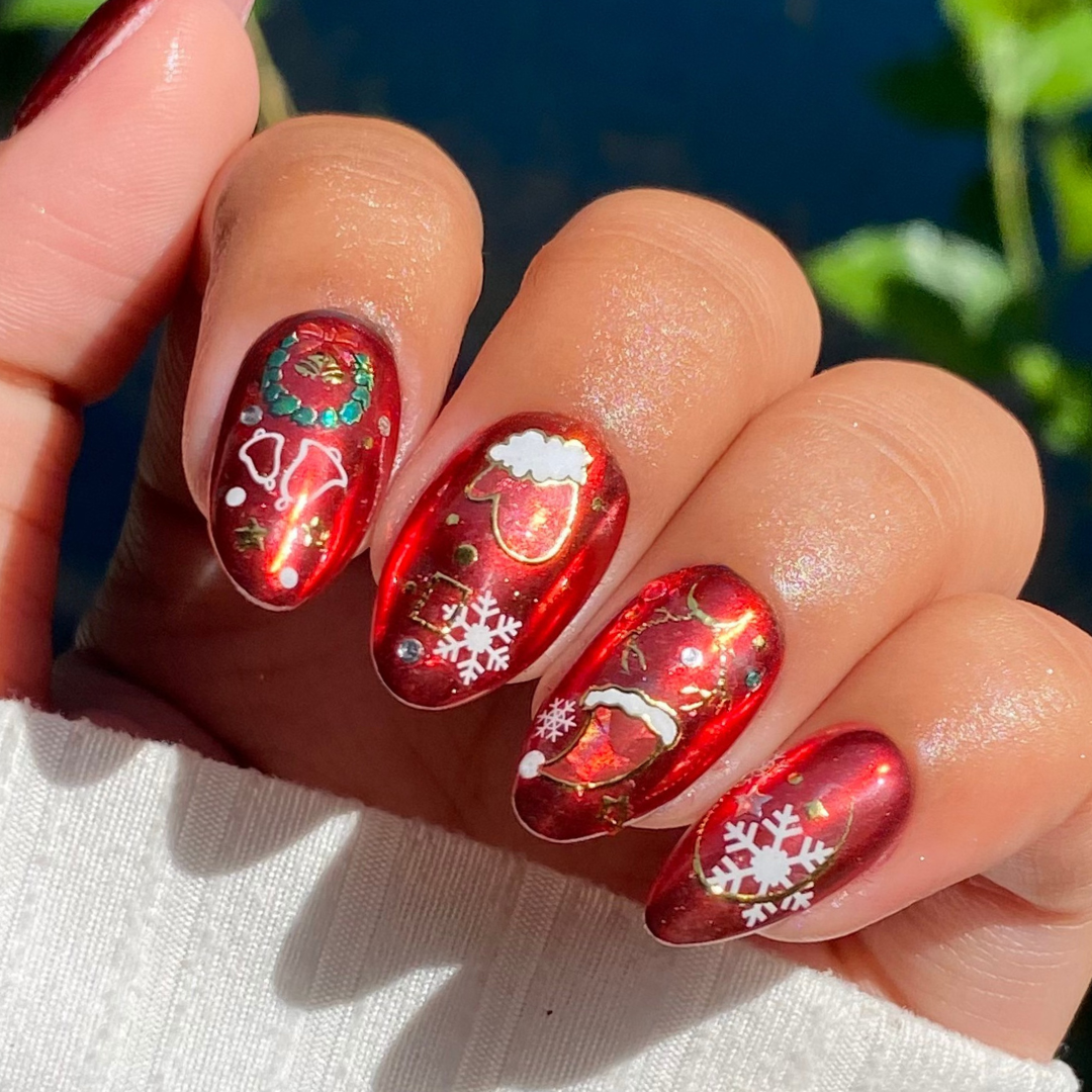 Mistletoe - Nail Embellishment