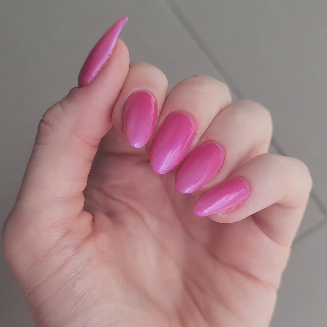Sugarplum - Classic Color Changing Nail Powder