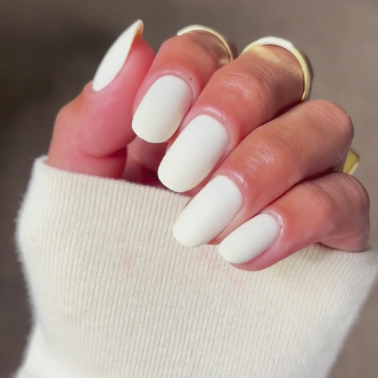 Cream Oval press-on nails NailFlex