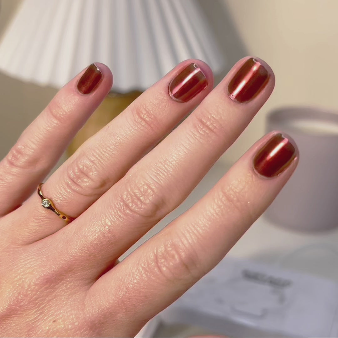 Maroon - Shade Shift Metallic Nail Powder